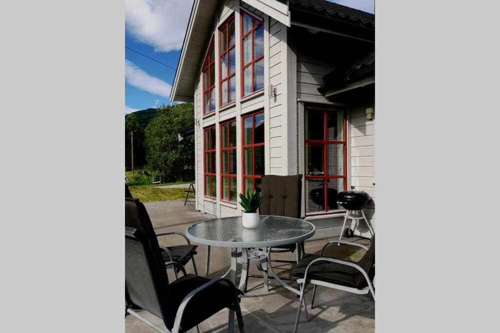 Casa Kleiv I Sogndalsdalen Βίλα Εξωτερικό φωτογραφία